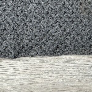 Kate Spade Pointy Bow Scarf Gray w/ Pockets on Each Side